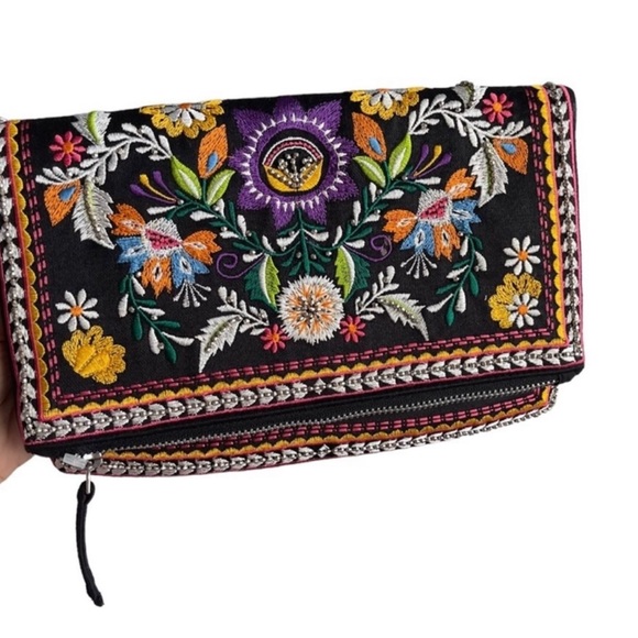 New Look Embroidered Clutch - Picture 3 of 8